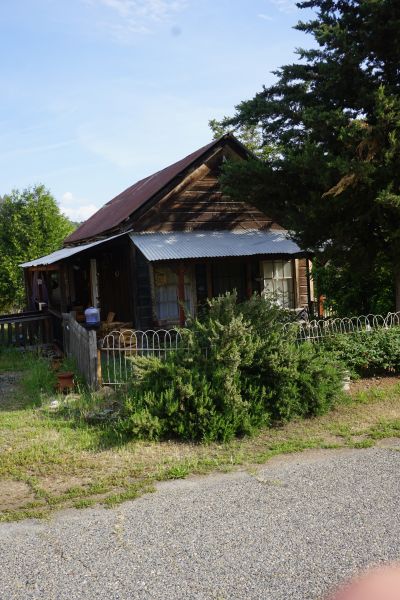 [Picture of Candy's Place]
